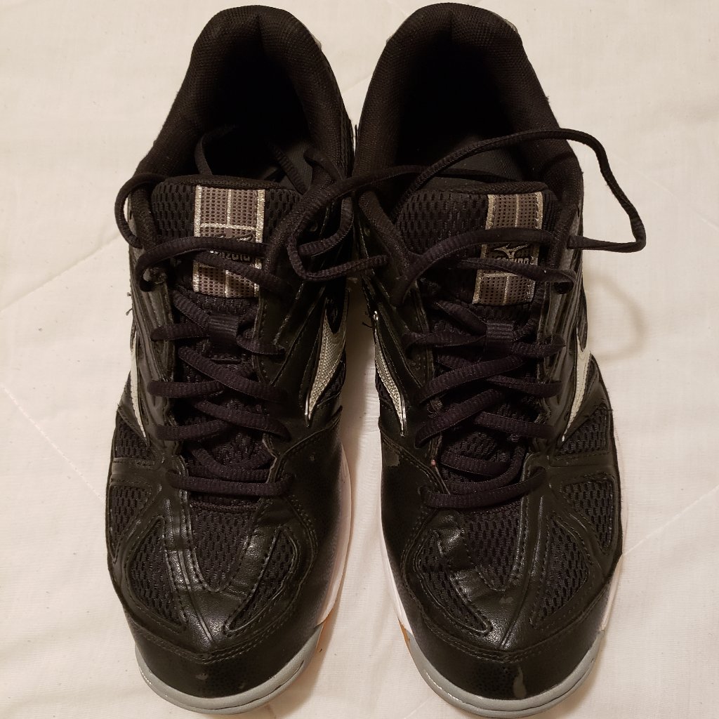Mizuno Wave Hurricane 2 Womens Volleyball Shoes